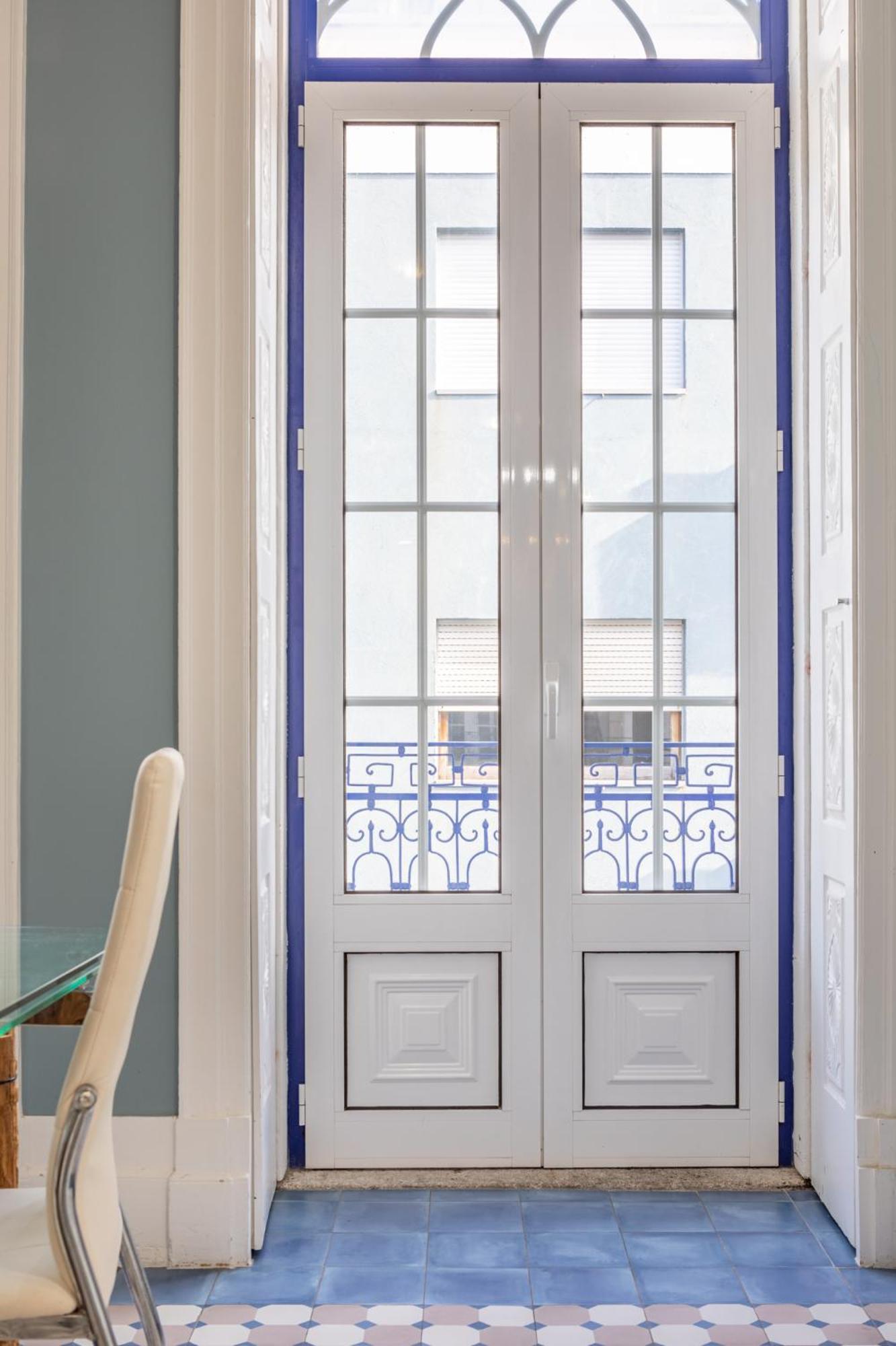 ポルトDeluxe Spacious Flats W Mezzanine By Host Wiseアパートメント 部屋 写真
